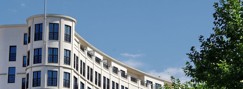 Wir betreuen neben Gewerbeobjekten auch Wohnanlagen und gemischt genutzte Immobilien (Wohnen und Gewerbe).